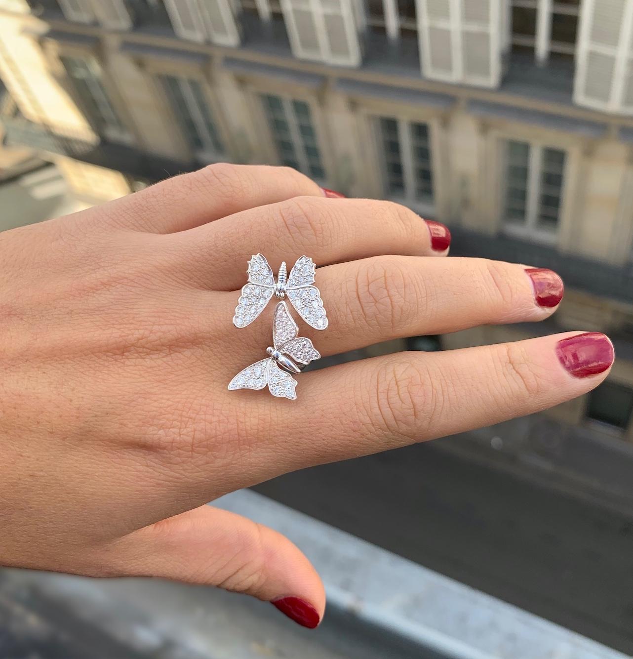Handcrafted in France in our High Jewelry Paris workshop. Designed by Édéenne, artist and founder of Maison Édéenne, this two Butterfly finger ring is in 18K white gold and set with brilliant-cut white diamonds (F/G color, VVS clarity) totaling 1.46