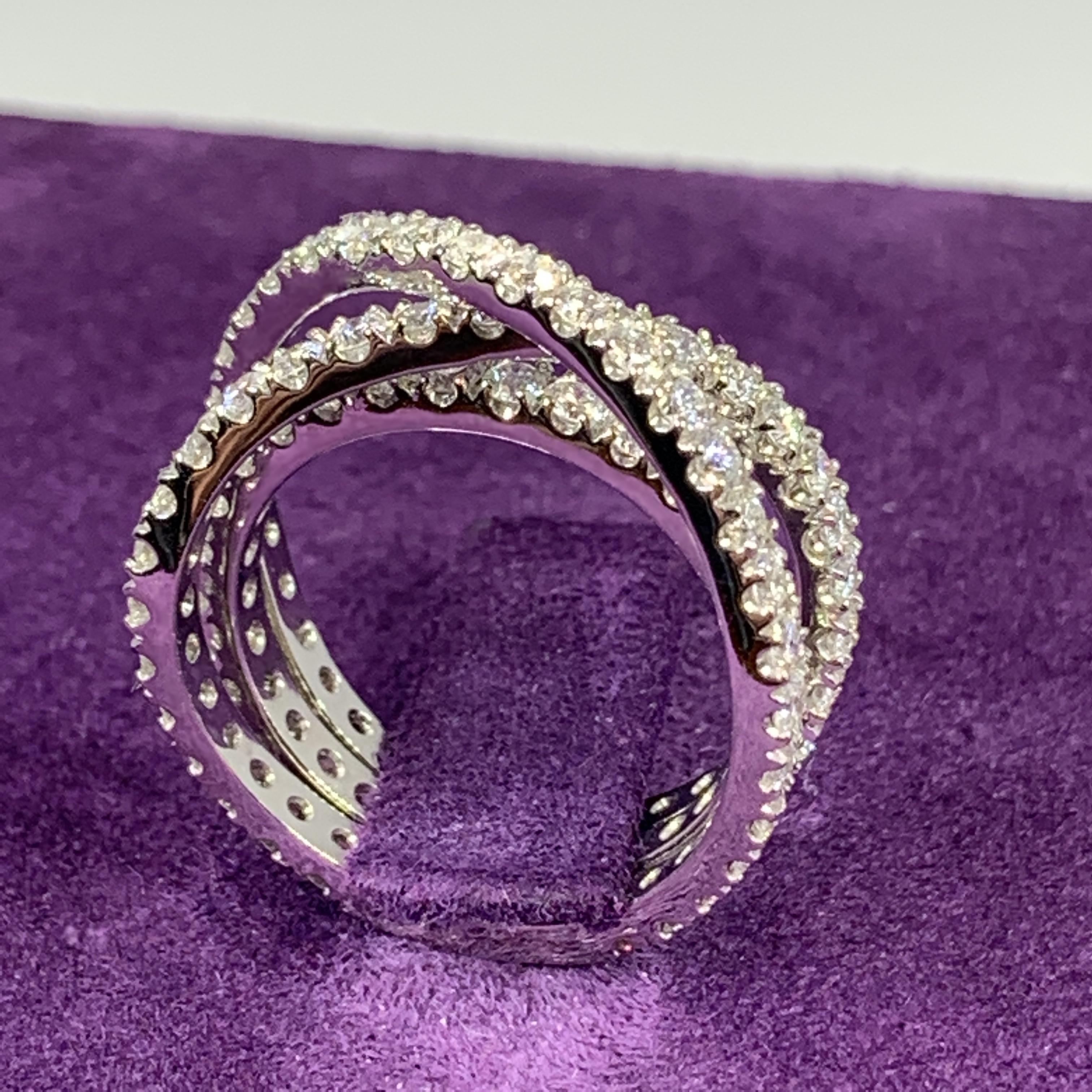 Brilliant Cut Transformable, Entwined 18K White Gold Band Rings with 3 carats of Diamonds For Sale