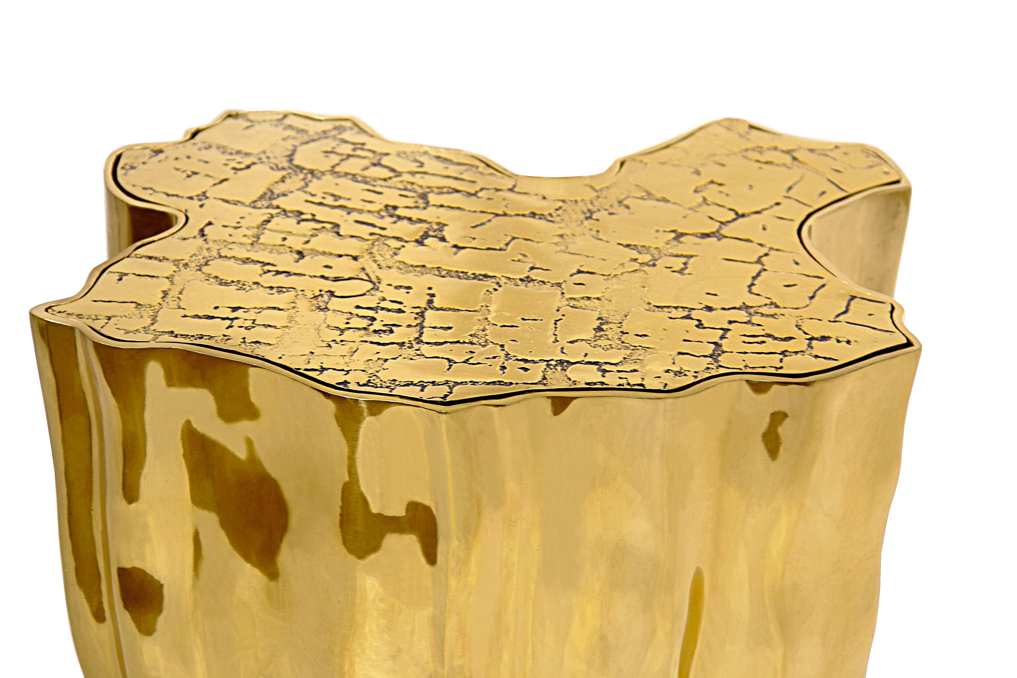 Tavolino Eden Gold - Ottone fuso dorato lavorato a mano - Boca Do Lobo In condizioni Nuovo in vendita a Rio Tinto, PT