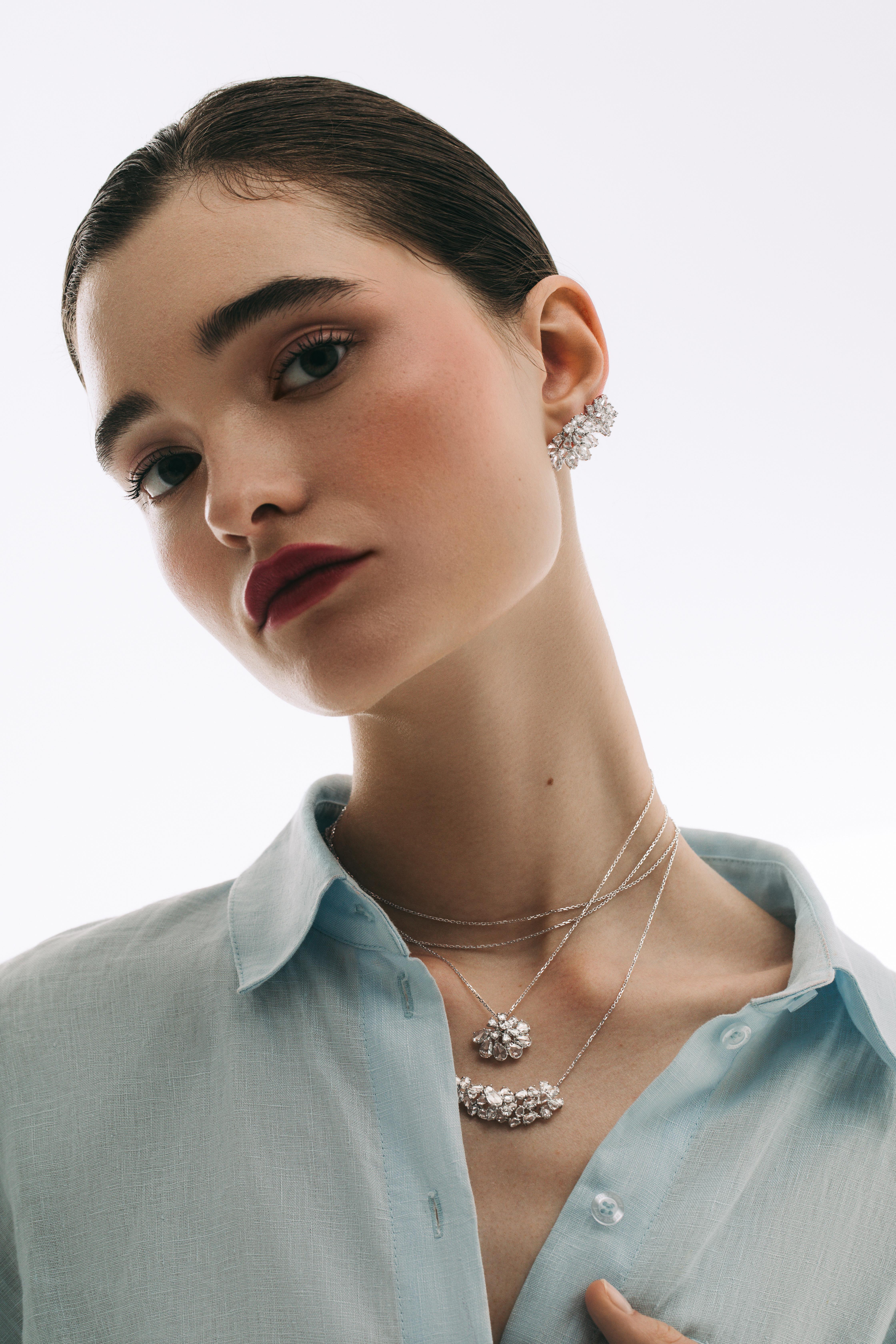 Taglio a rosa Collana Eden con diamanti taglio rosa in oro bianco 18 carati in vendita