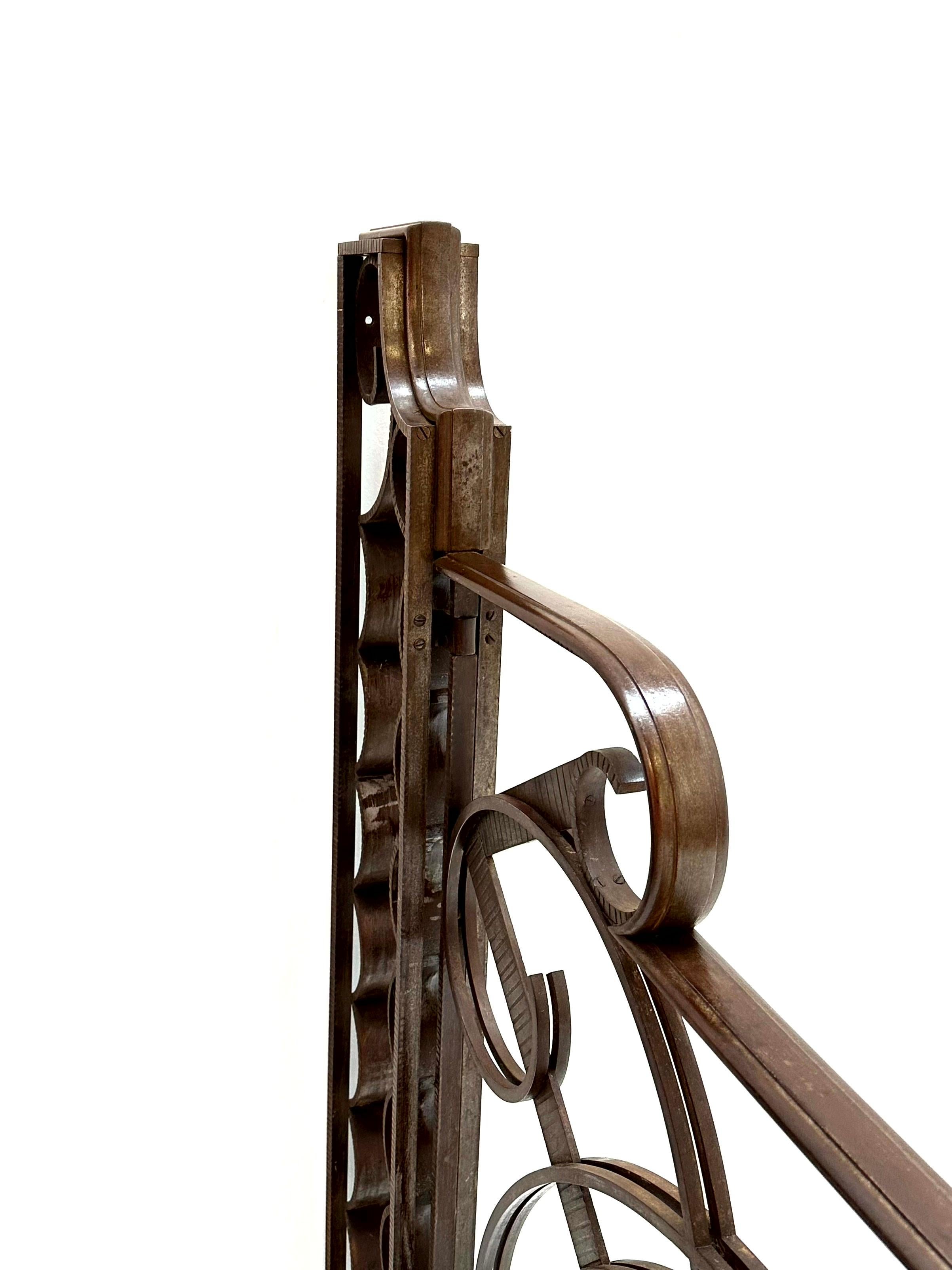 Art Deco Edgar Brandt - Paire de Grilles d'Intérieur en Fer Forgé (circa 1925-1930) For Sale