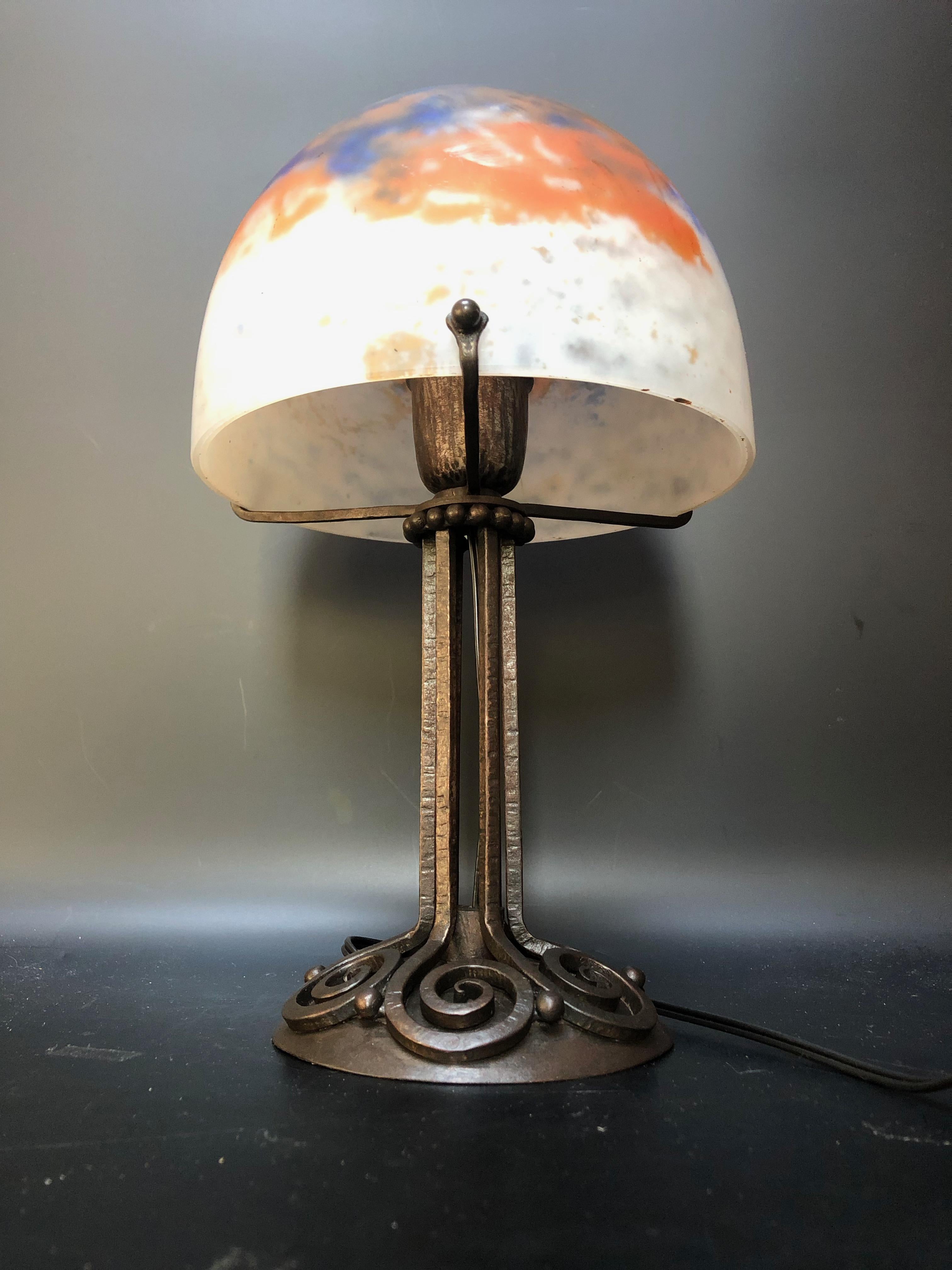 Art Deco Edgar Brandt and Daum Art deco lamp