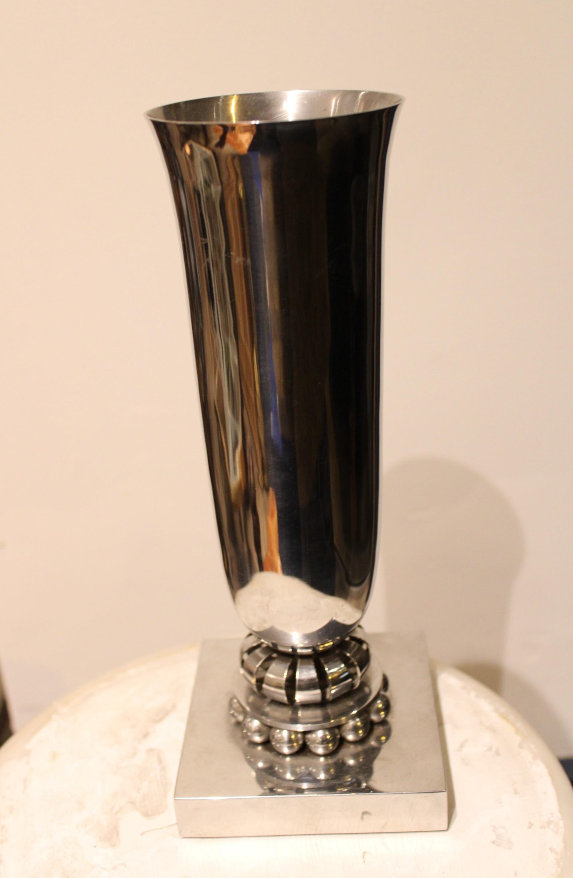 Vase Bastard d'Edgar Brandt et Georges, France, vers 1935 en vente 3