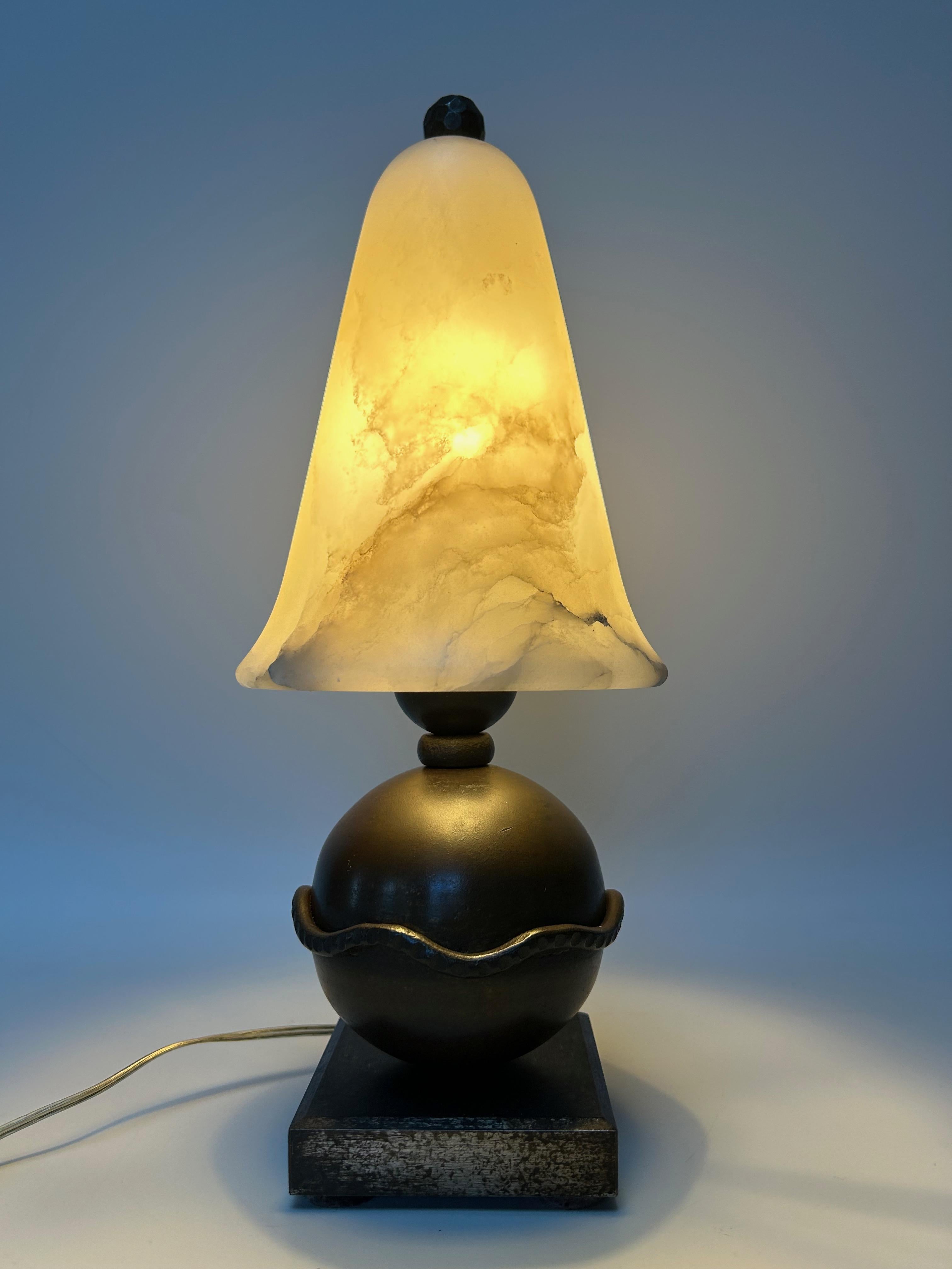 Edgar Brandt Art Deco Lamp Sphere model For Sale 3