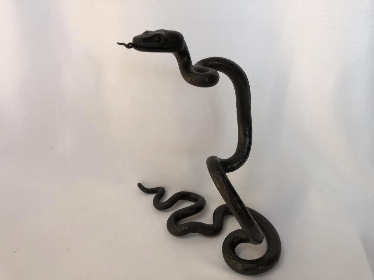 Début du 20ème siècle Élément décoratif serpent en fer forgé Art Déco Edgar Brandt en vente