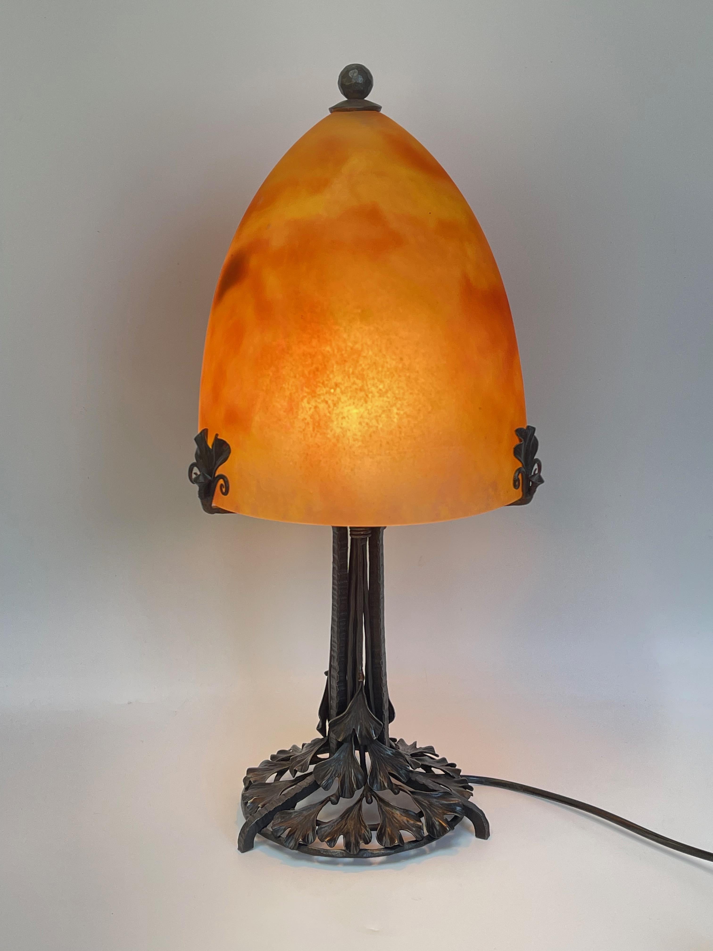 Hammered Edgar Brandt Et Daum Nancy Art Deco Lamp For Sale