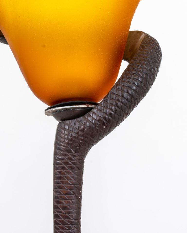 Français A.I.B.R., 20ème C. Lampe Cobra de style Edgar Brandt