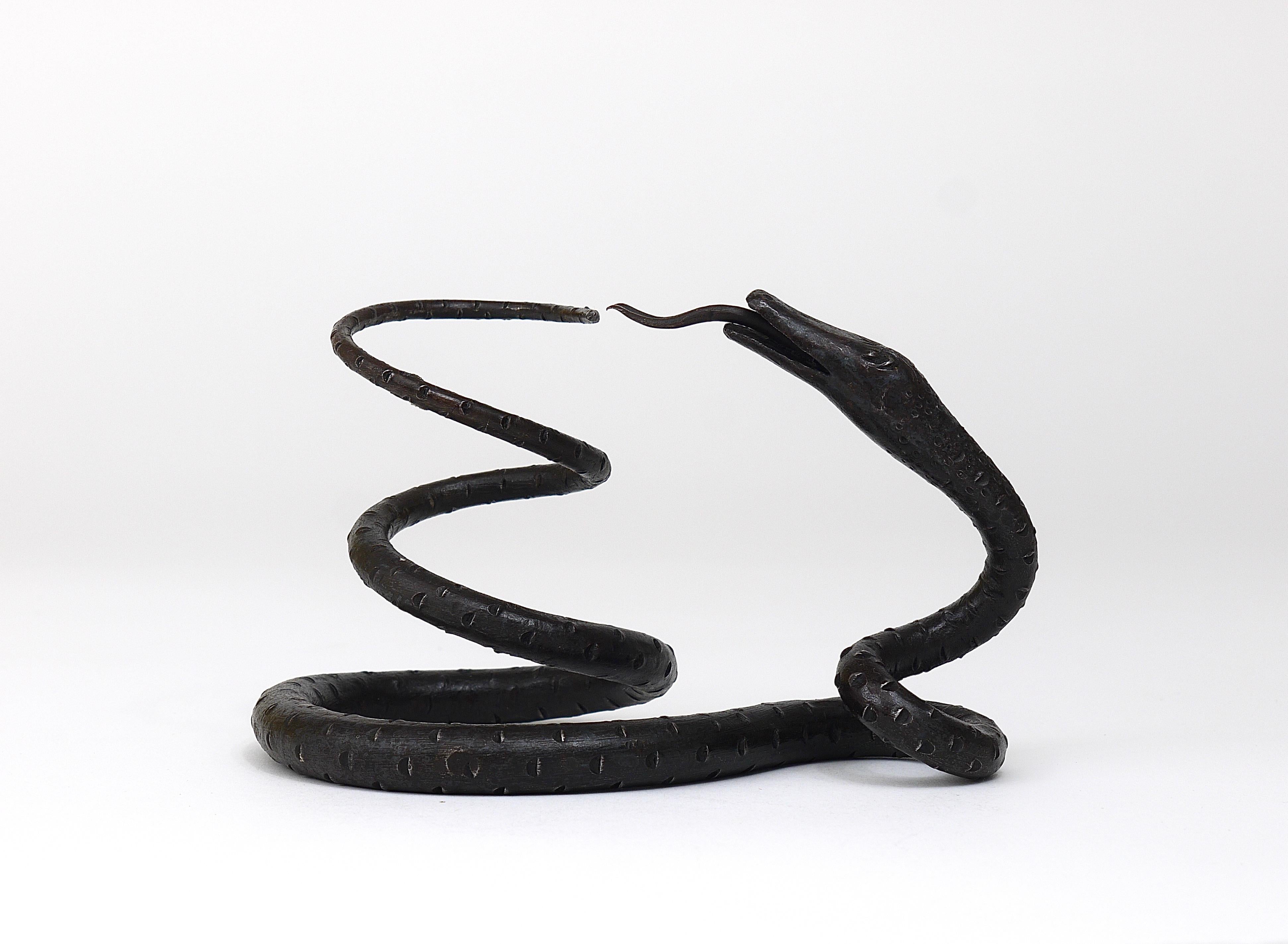 Edgar Brandt Style Hand Forged Iron Snake or Serpent Sculpture, Austria, 1920s For Sale 2