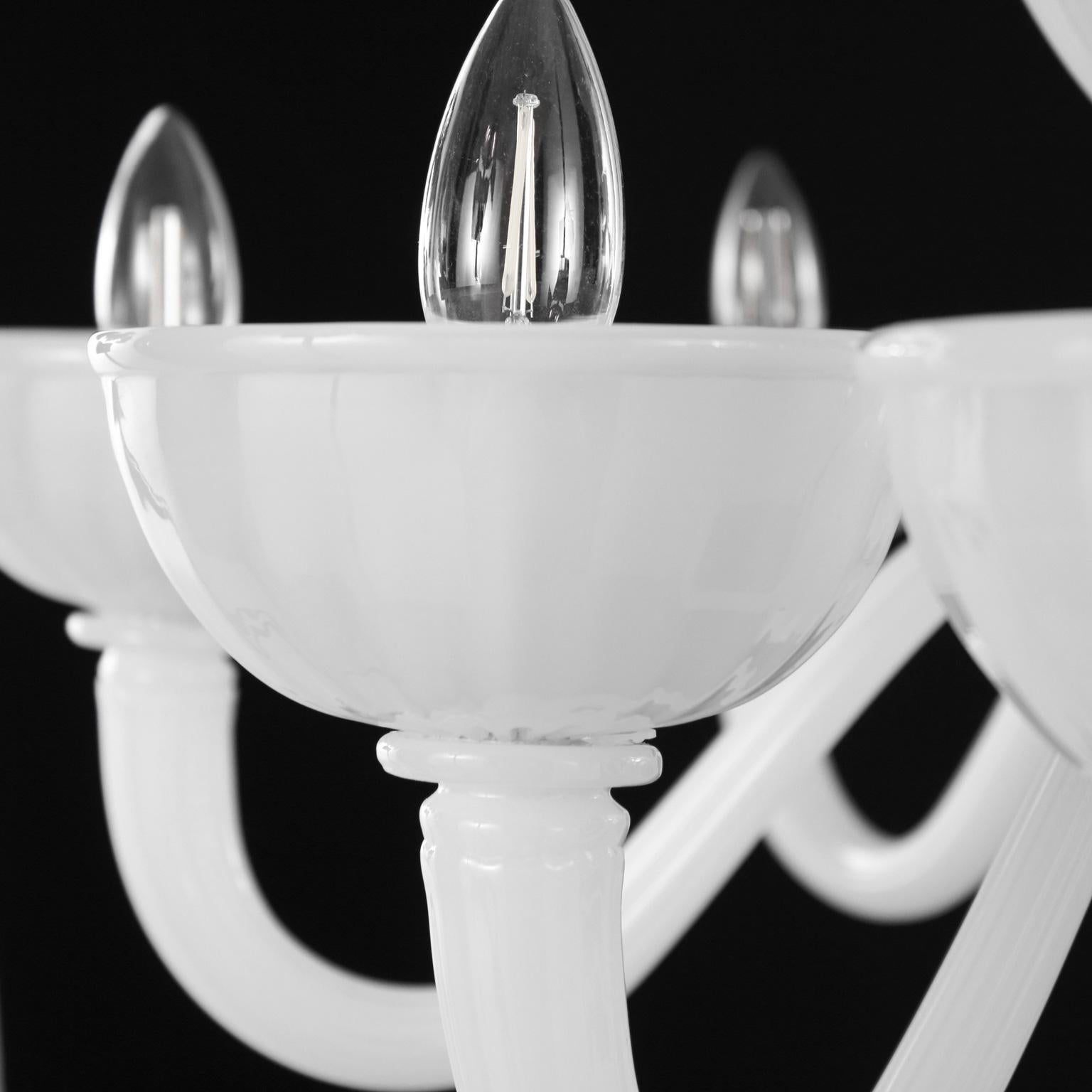 Rigadin Chandelier 10+5 arms White Silk Murano Glass Edgar by Multiforme In New Condition For Sale In Trebaseleghe, IT