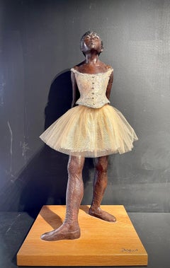 Belle sculpture de danseuse d'après Edgar Degas La Petite Danseuse de 14 ans