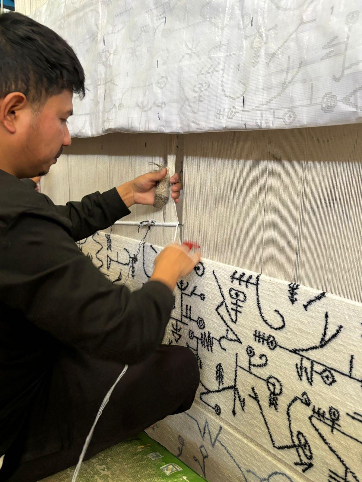 Edgar Orlanieta II - Ltd. Ed. Artistics Knots Rugs laine et soie noués à la main 6' x 4' en vente 2