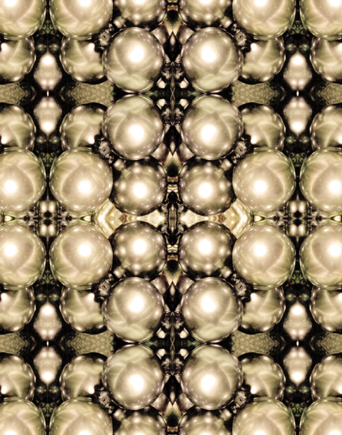 Contemporary EDGE Collections Overlapping Black Pearls Light Grey from our Collection no. 1 For Sale