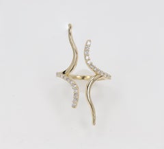 Edge Diamond Ring 14 Karat Yellow Gold Natural Diamonds Gold Wavy Ring