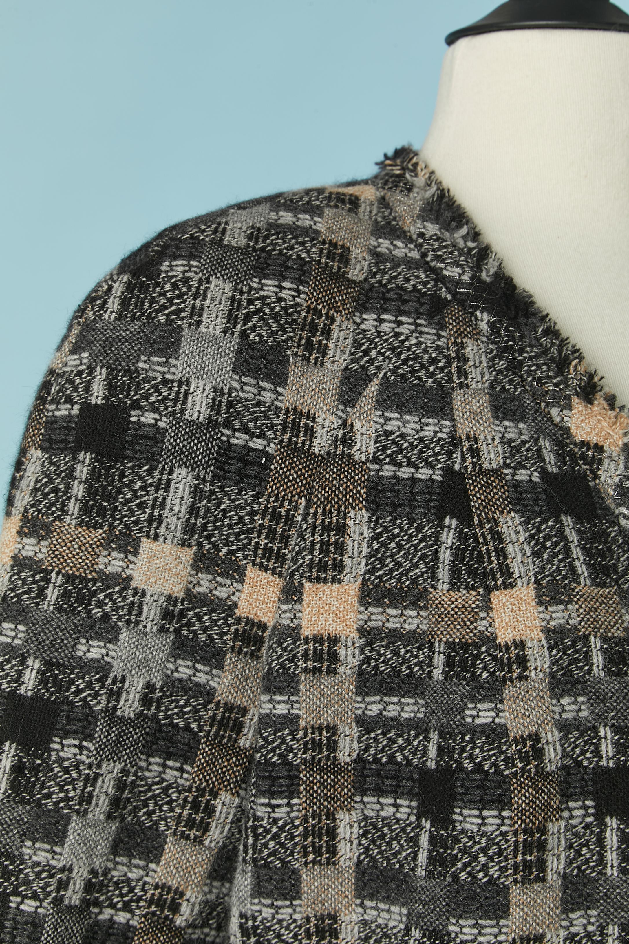 Women's Edge to edge Tweed jacket CHANEL For Sale