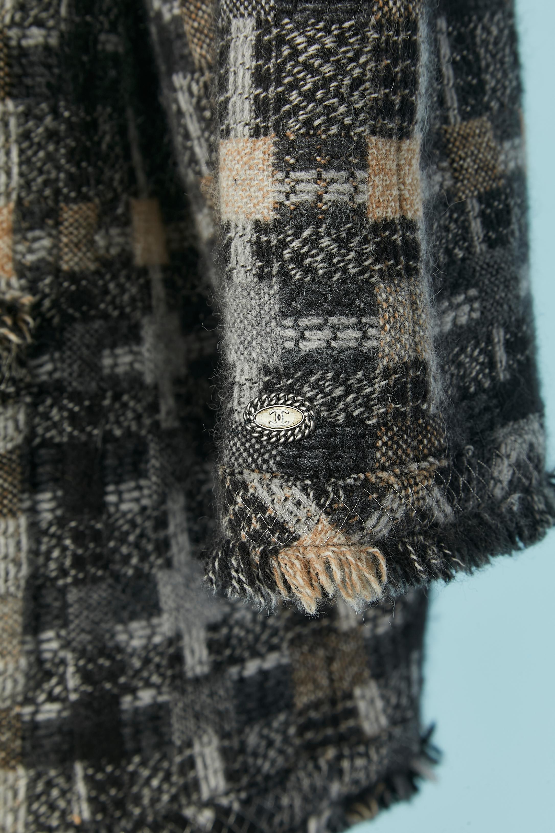 Edge to edge Tweed jacket CHANEL For Sale 1
