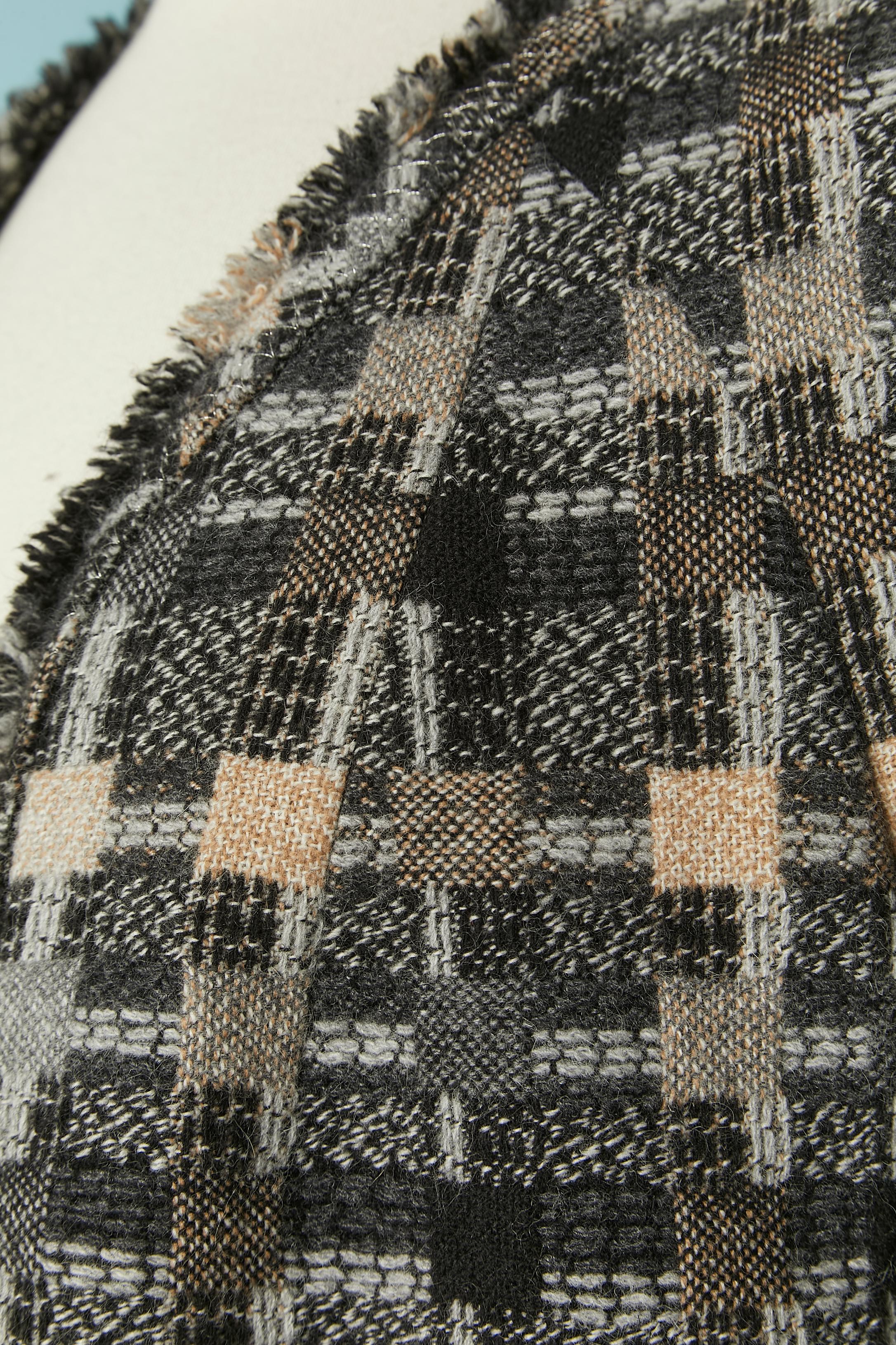 Edge to edge Tweed jacket CHANEL For Sale 2