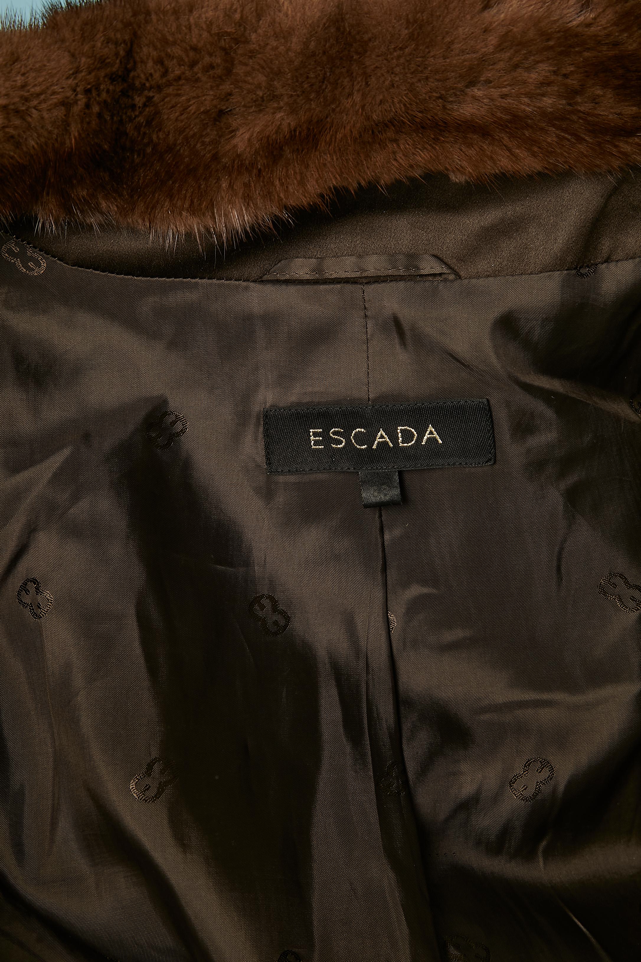 Edge to edge Tweed jacket with mink edge Escada  For Sale 2