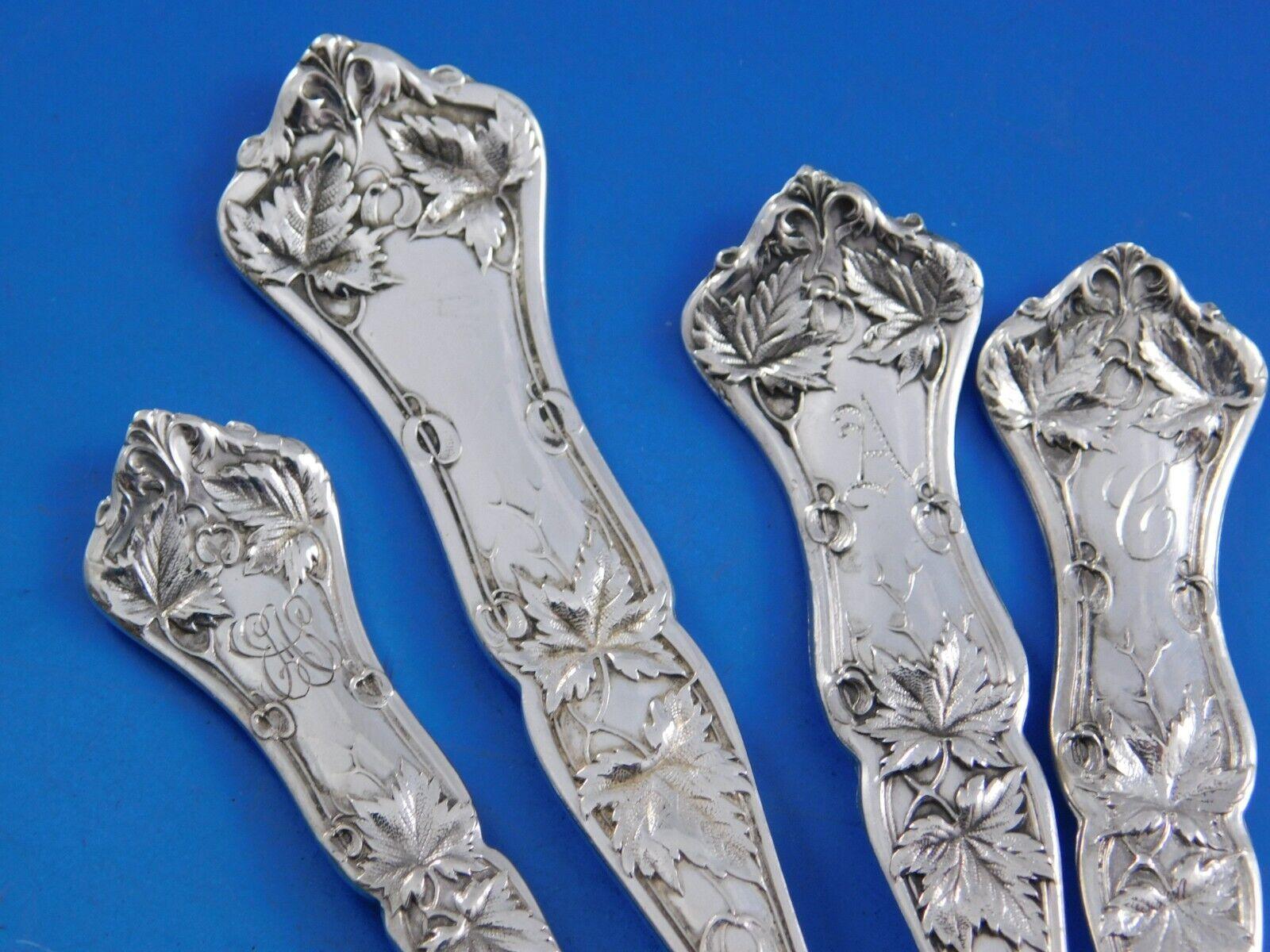 Edgewood by International Sterling Servicio de 12 cubiertos de plata Juego de 106 piezas siglo XX en venta