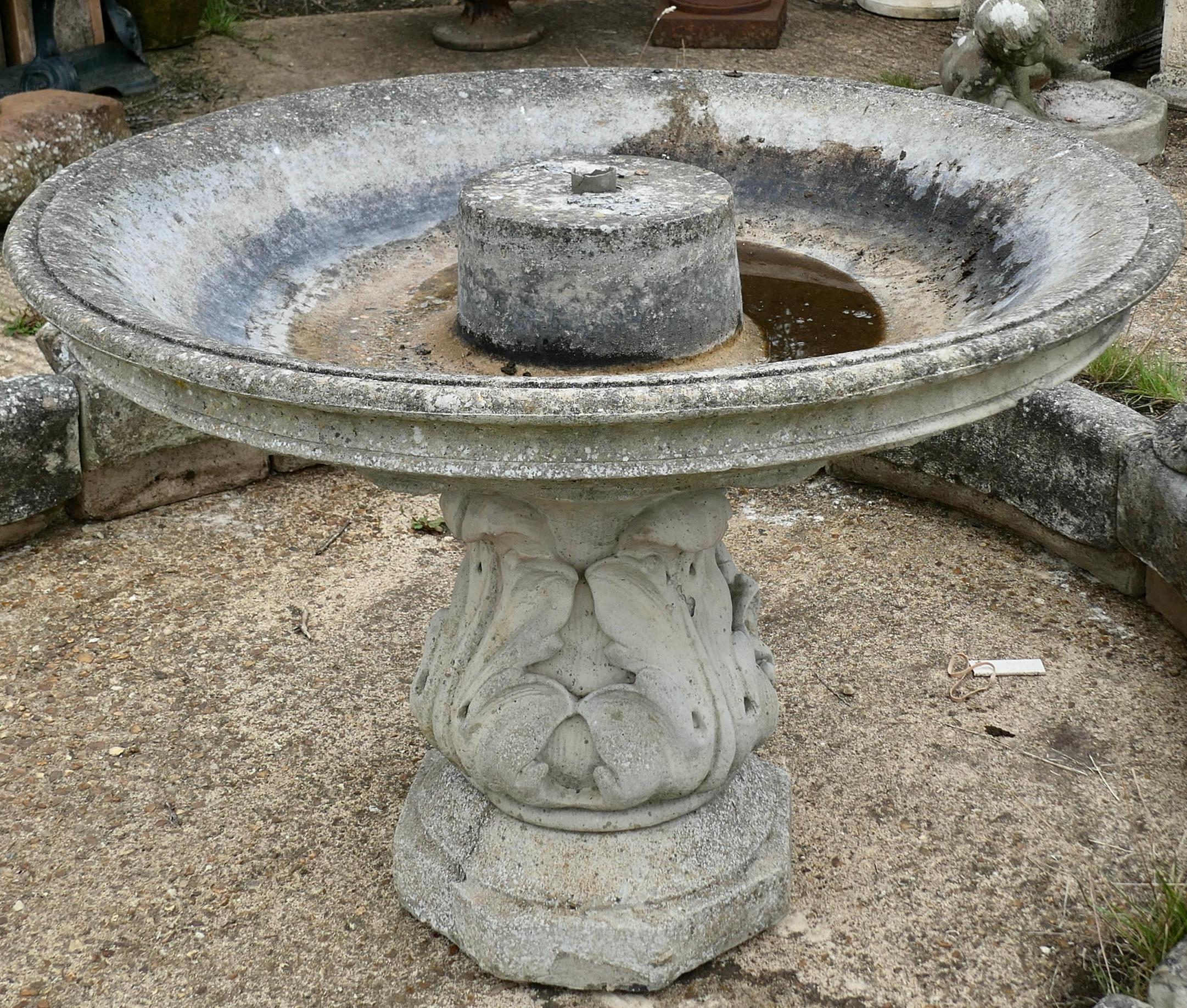 Bordures, fontaine circulaire, parterre, jardin d'herbes, puits de feu en vente 4