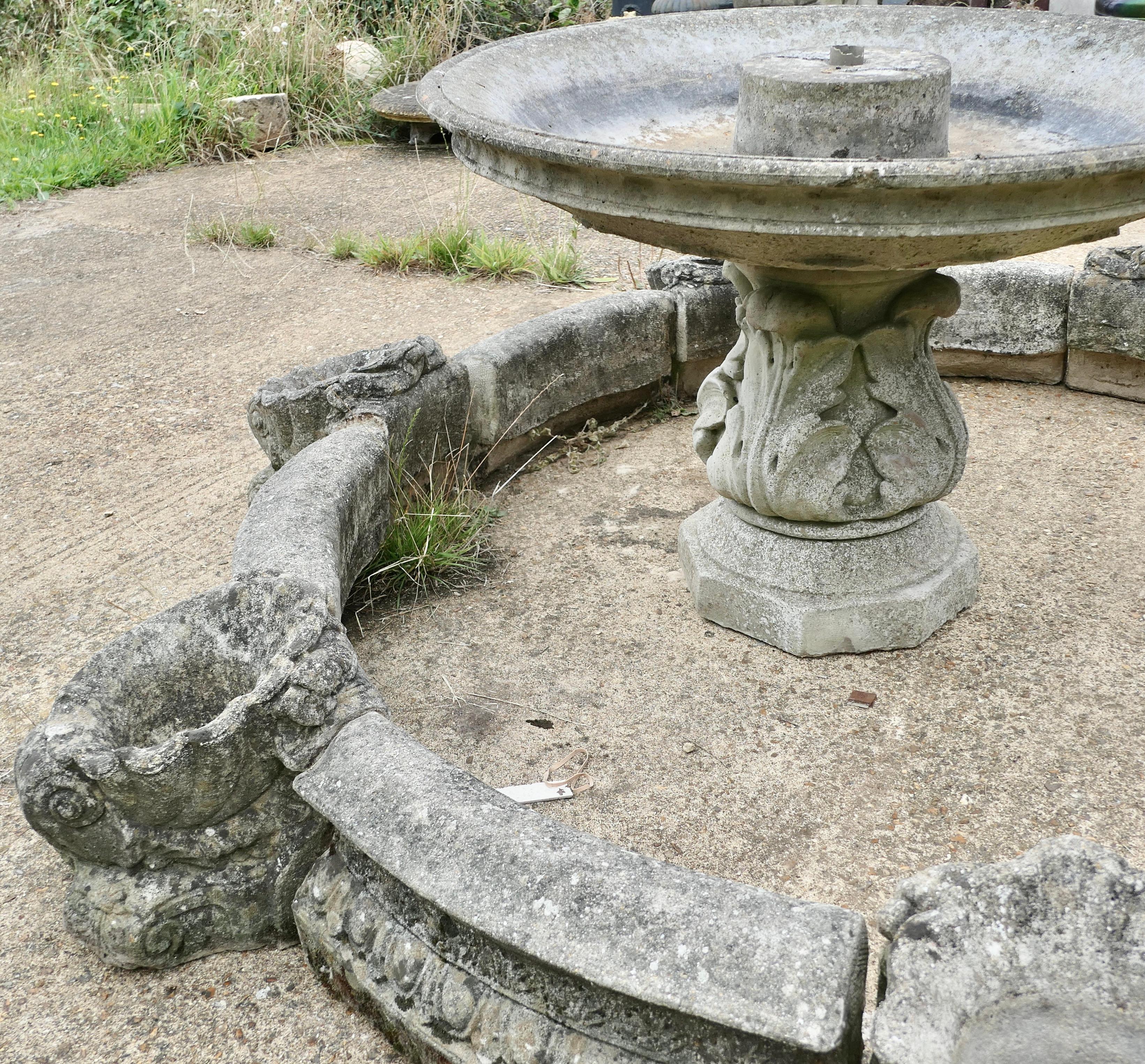 Bordures, fontaine circulaire, parterre, jardin d'herbes, puits de feu en vente 2