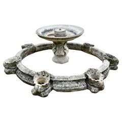 Bordures, fontaine circulaire, parterre, jardin d'herbes, puits de feu