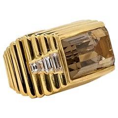 Edgy Modernist Unisex Ring in 18K Yellow Gold with Smoky Quartz and Diamonds