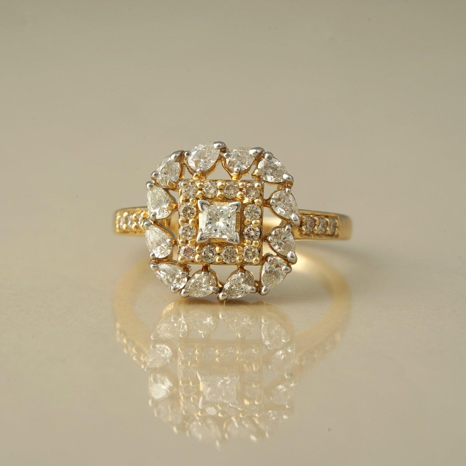 in vendita:  Anello Moi Edie in oro e diamanti 4