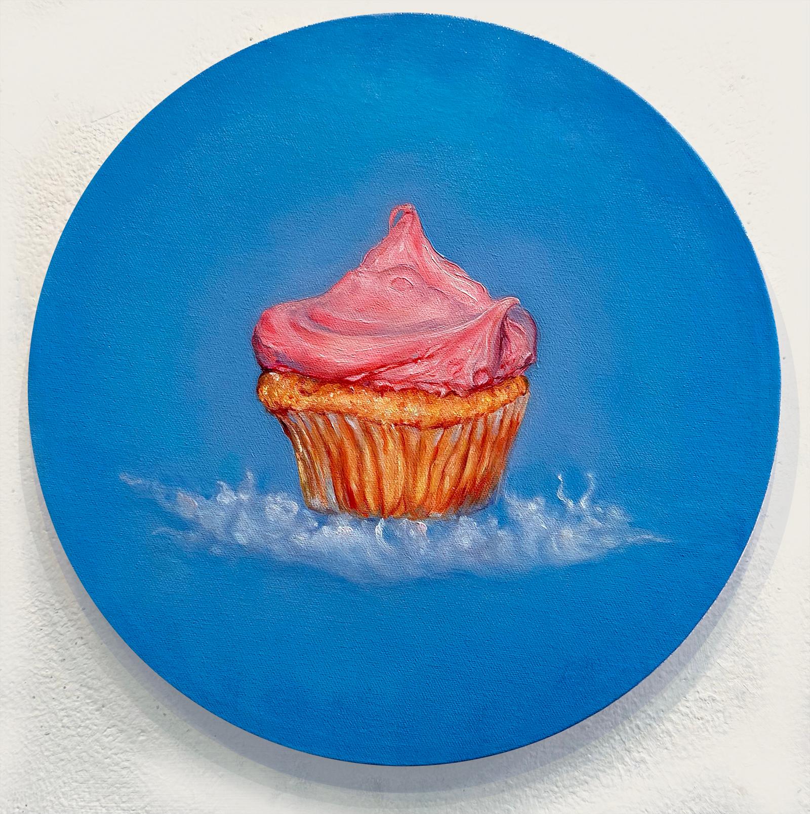 ScottCake für Magritte - Cupcake-Malerei (Blau), Landscape Painting, von Edie Nadelhaft