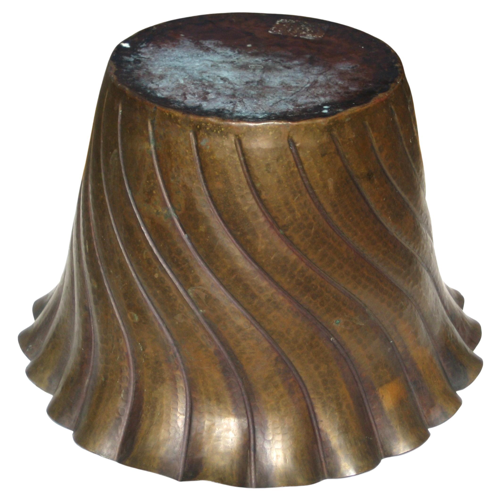 Egidio Casagrande Swirl Design Jardiniere in ottone patinato, Italia, anni '50 In condizioni buone a Rochester, NY