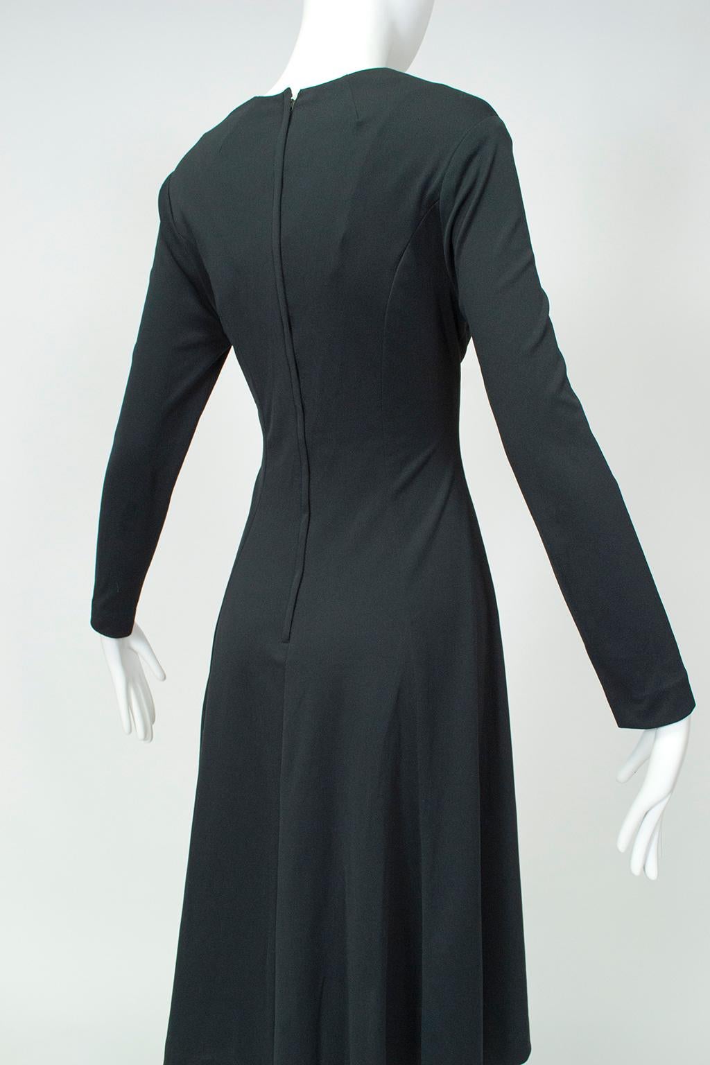 Women's Swirling Black Jersey Disco Day Dress with Plunging Bodice – M, 1960s For Sale