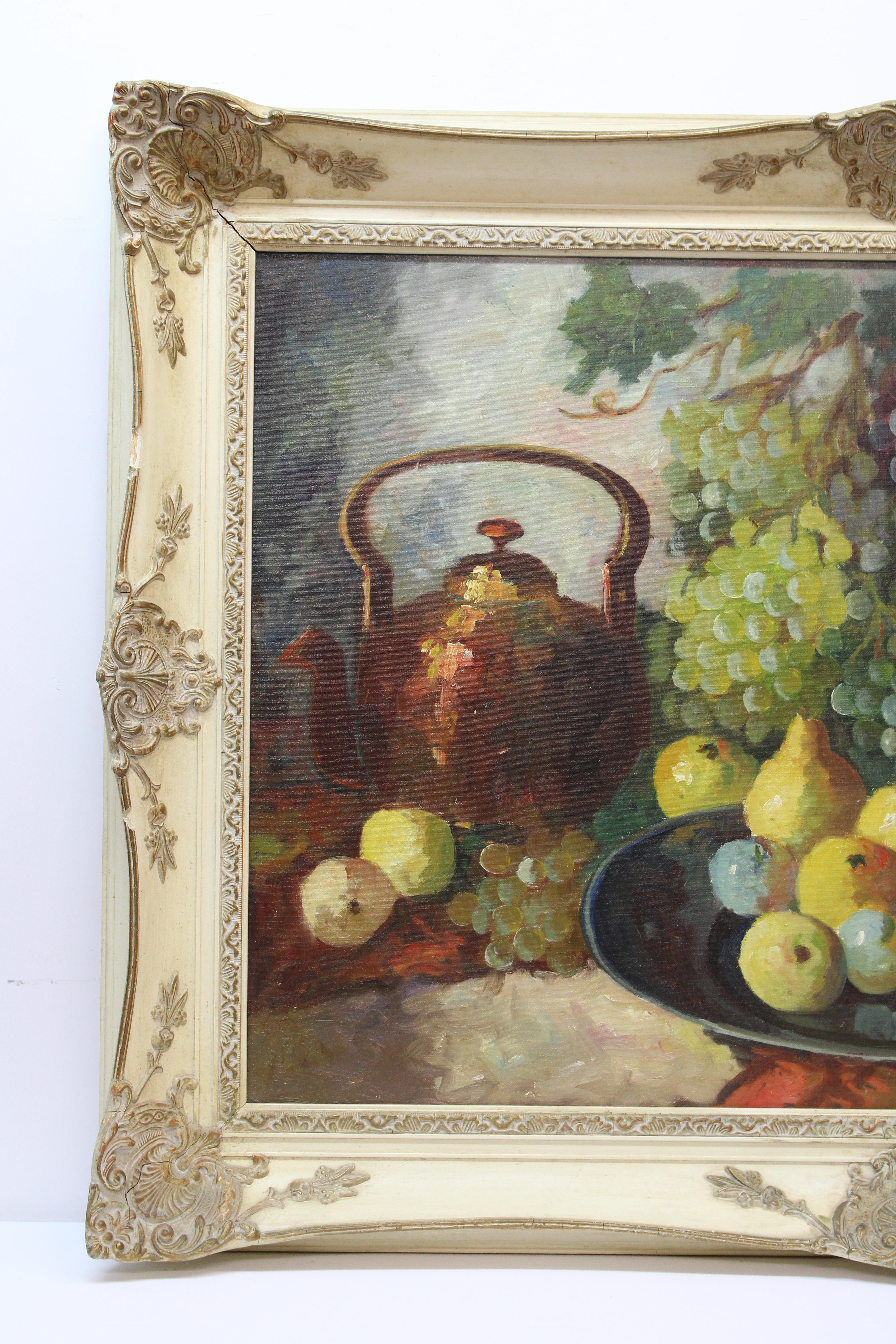 Bellissima natura morta di frutta con brocca e candelabri dell'artista danese Edith Gert (1906-1983)