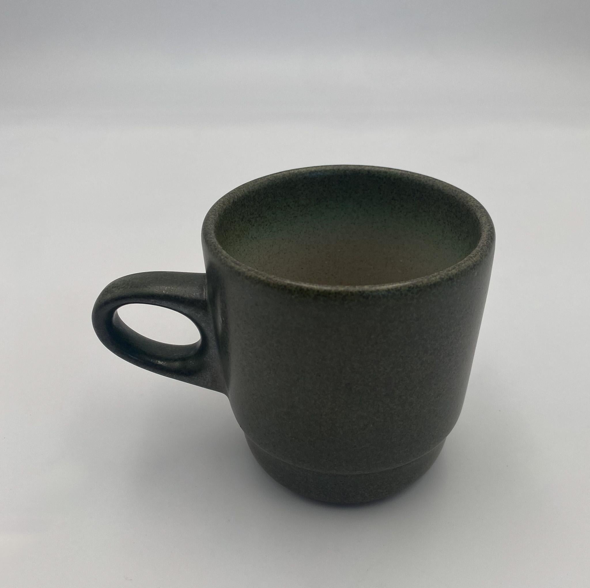 20th Century Edith Heath Coupe Line Pottery Sea & Sand Ceramic Cup, California, c.1960 For Sale
