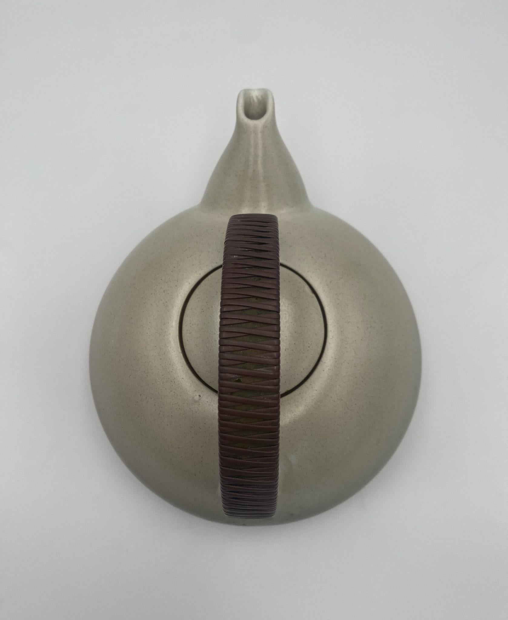 Edith Heath Coupe Line Pottery Green Sea & Sand Ceramic Teapot, California, c.1960. 