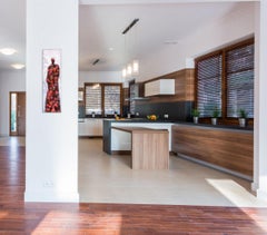 844 - Alto Flaco Rojo Obra de Arte Figurativa Abstracta con Textura sobre Lienzo