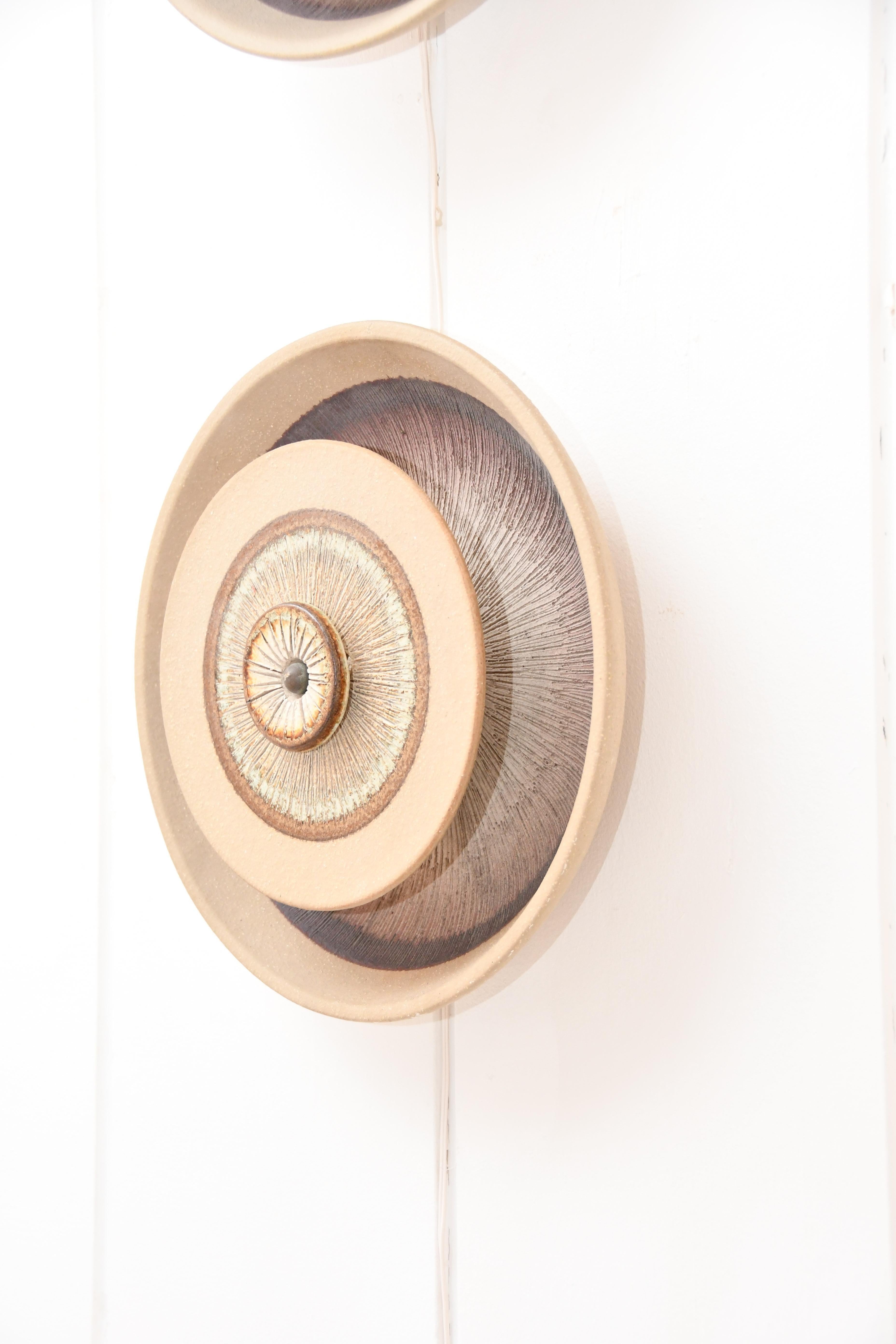 Mid-Century Modern Edition Soholm - Paire d'appliques en céramique peintes à la main - Danemark 1970 en vente