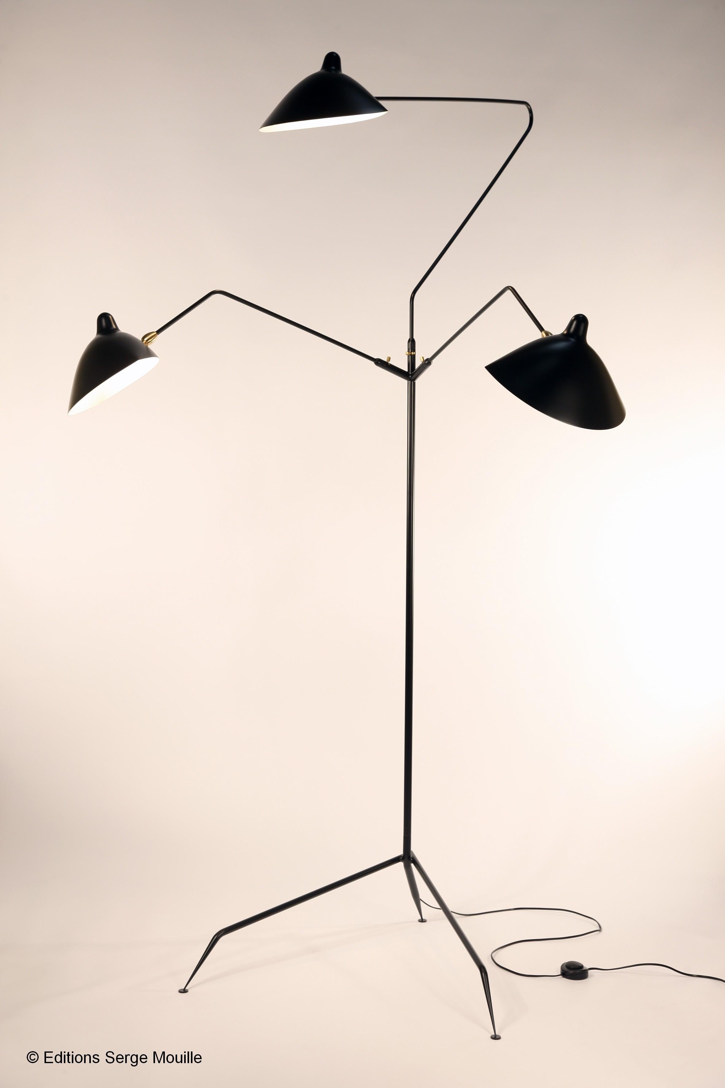 Editions Serge Mouille 'Lampadaire 3 Bras Pivotants' floor lamp. Originally designed in 1952, this iconic lamp is still made by Editions Serge Mouille in France using many of the same small-scale manufacturing techniques and scrupulous attention to