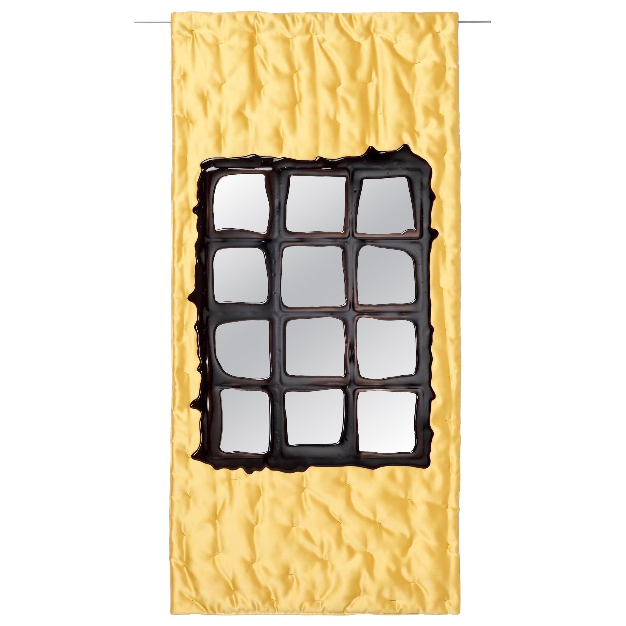 Miroir mural « Mirror 3 » de la collection « Edizioni del Pesce Meritalia », par Gaetano Pesce, jaune et noir