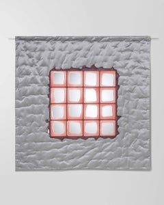 Espejo de pared «Mirror 4» de Edizioni del Pesce Meritalia, diseñado por Gaetano Pesce, en color gris rosado