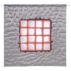 Espejo de pared «Mirror 4» de Edizioni del Pesce Meritalia, diseñado por Gaetano Pesce, en color gris rosado