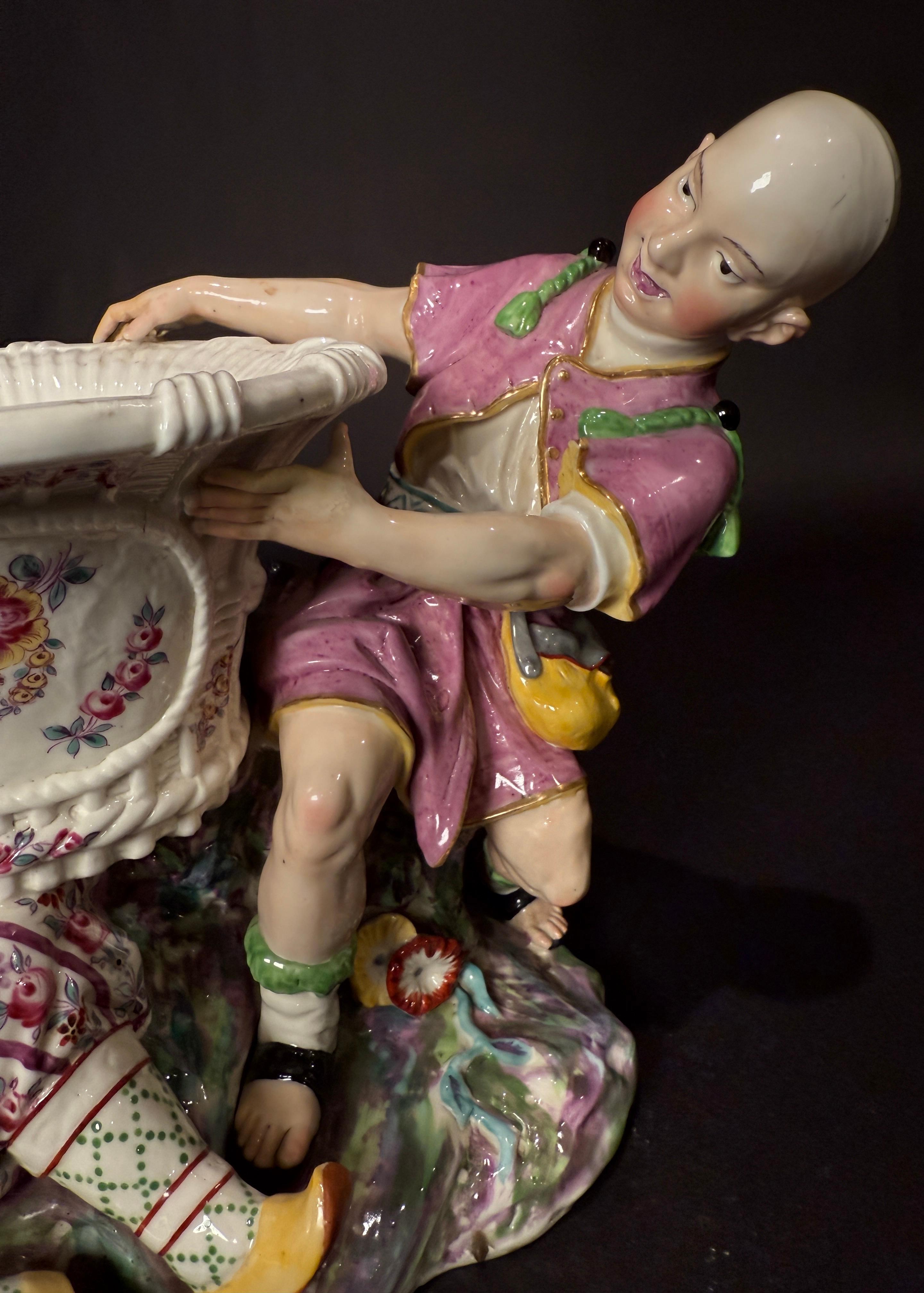 Edmé Samson Porcelain Chinoiserie Centerpiece Jardiniere In Good Condition For Sale In Norwood, NJ