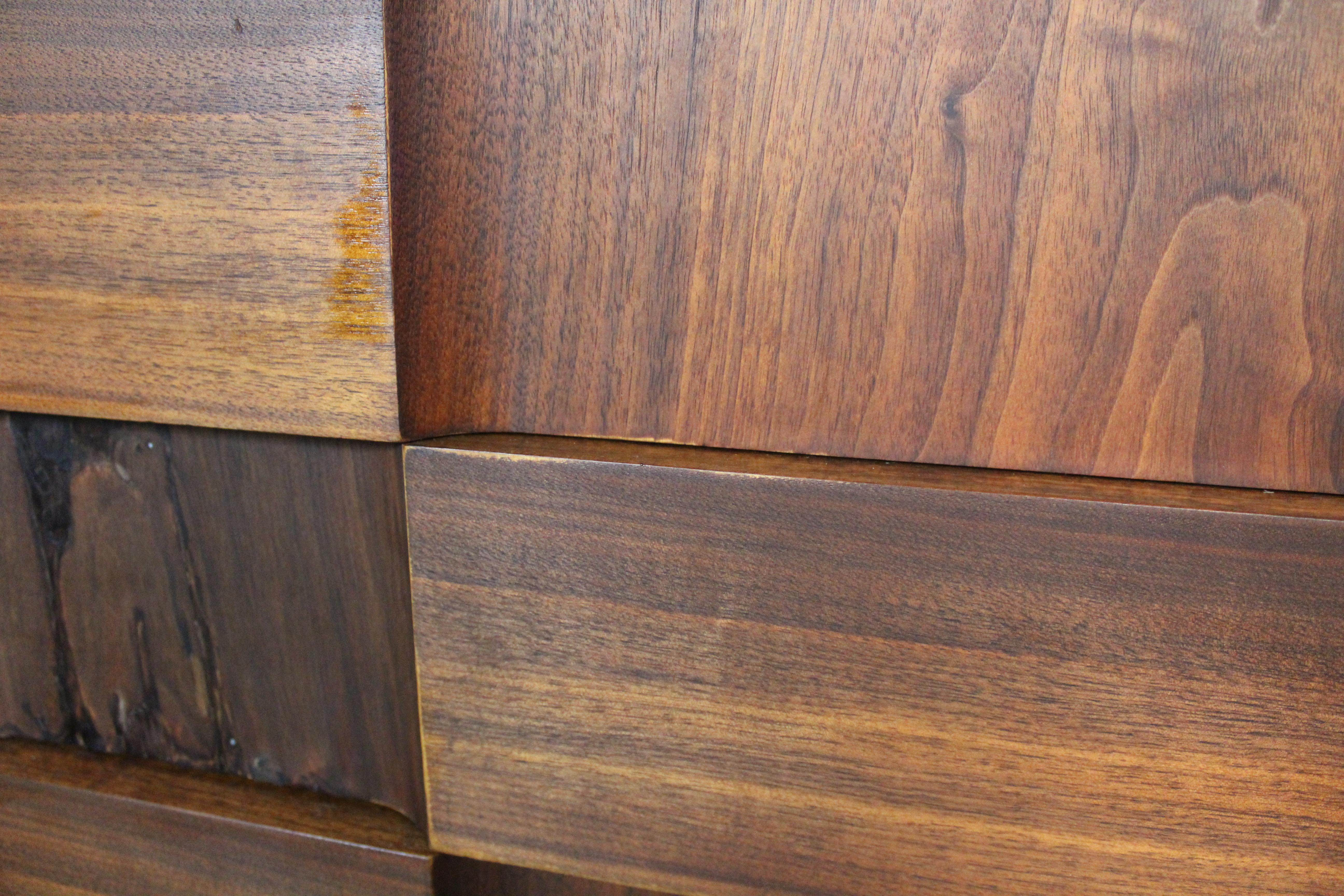 Edmond J. Spence Commode en damier en vente 7