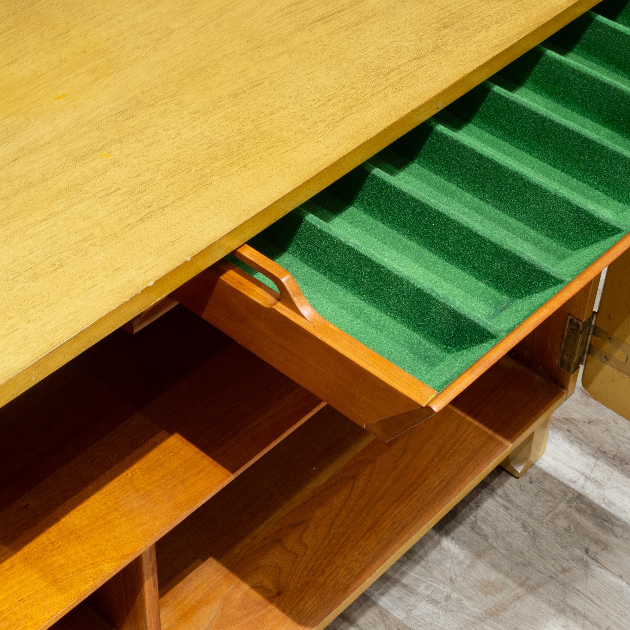 Credenza Edmond J. Spence para Industria Meublera, Modernismo mexicano c.1950 Mexicano en venta