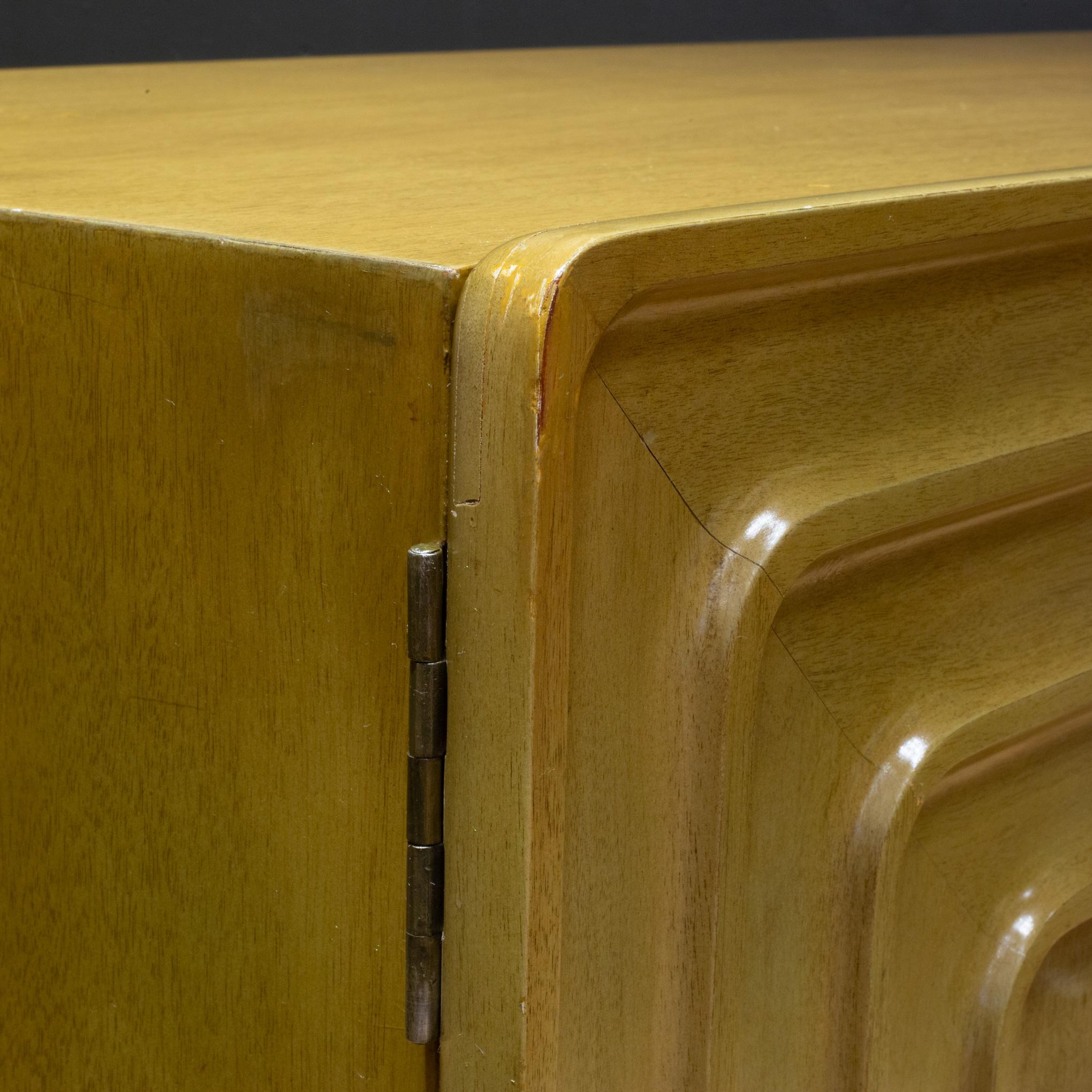 Credenza Edmond J. Spence para Industria Meublera, Modernismo mexicano c.1950 en Bueno estado para la venta en San Francisco, CA