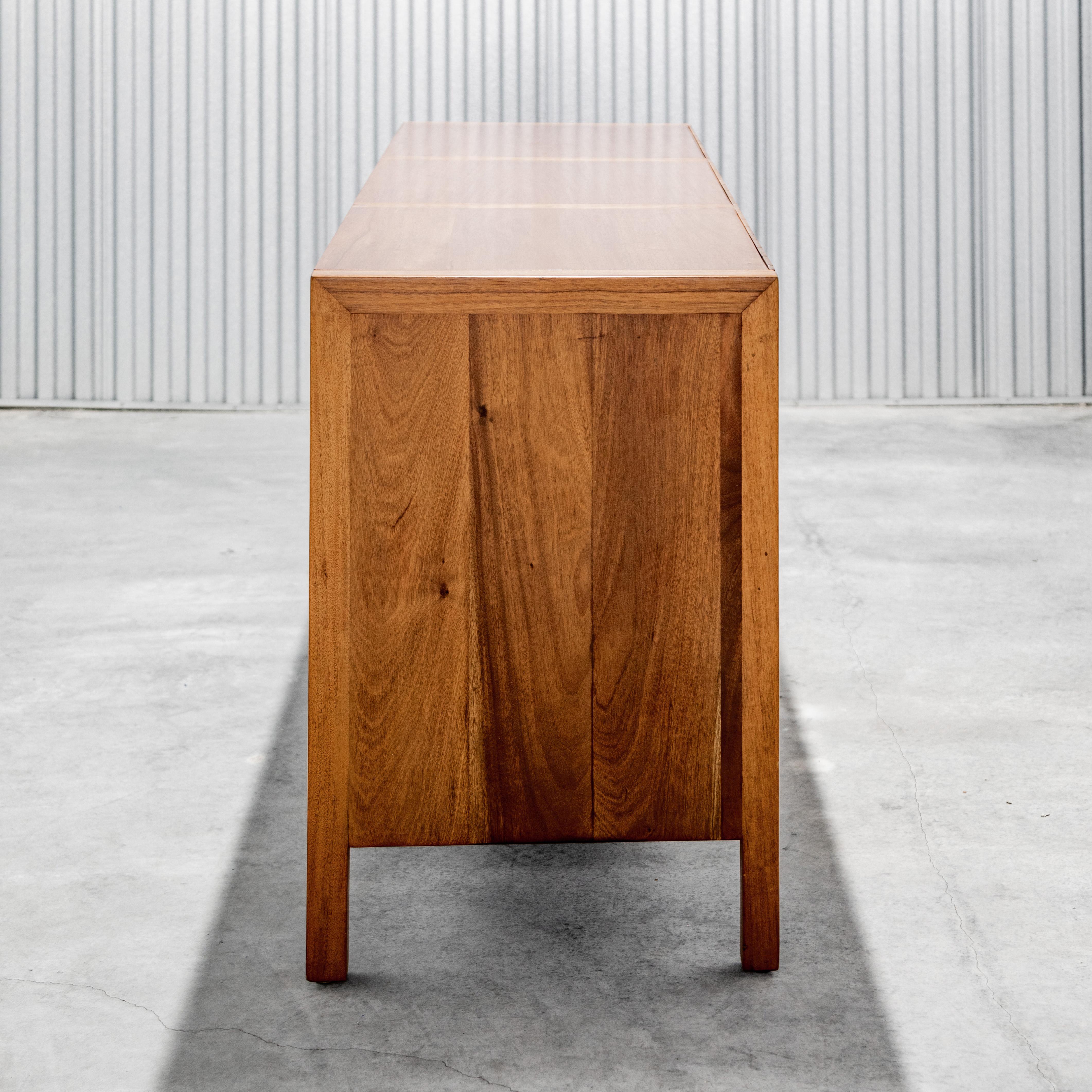 Edmond J. Spence  Credenza intarsiata 6