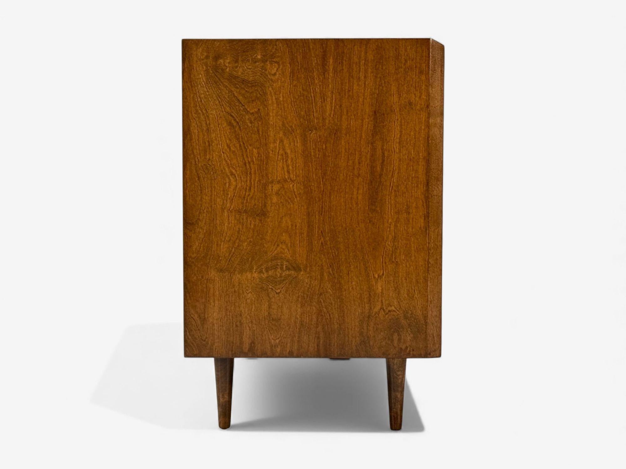 Edmond J Spence, Swedish Modern, Maple, Rare Wave Dresser, 1950s en vente 3