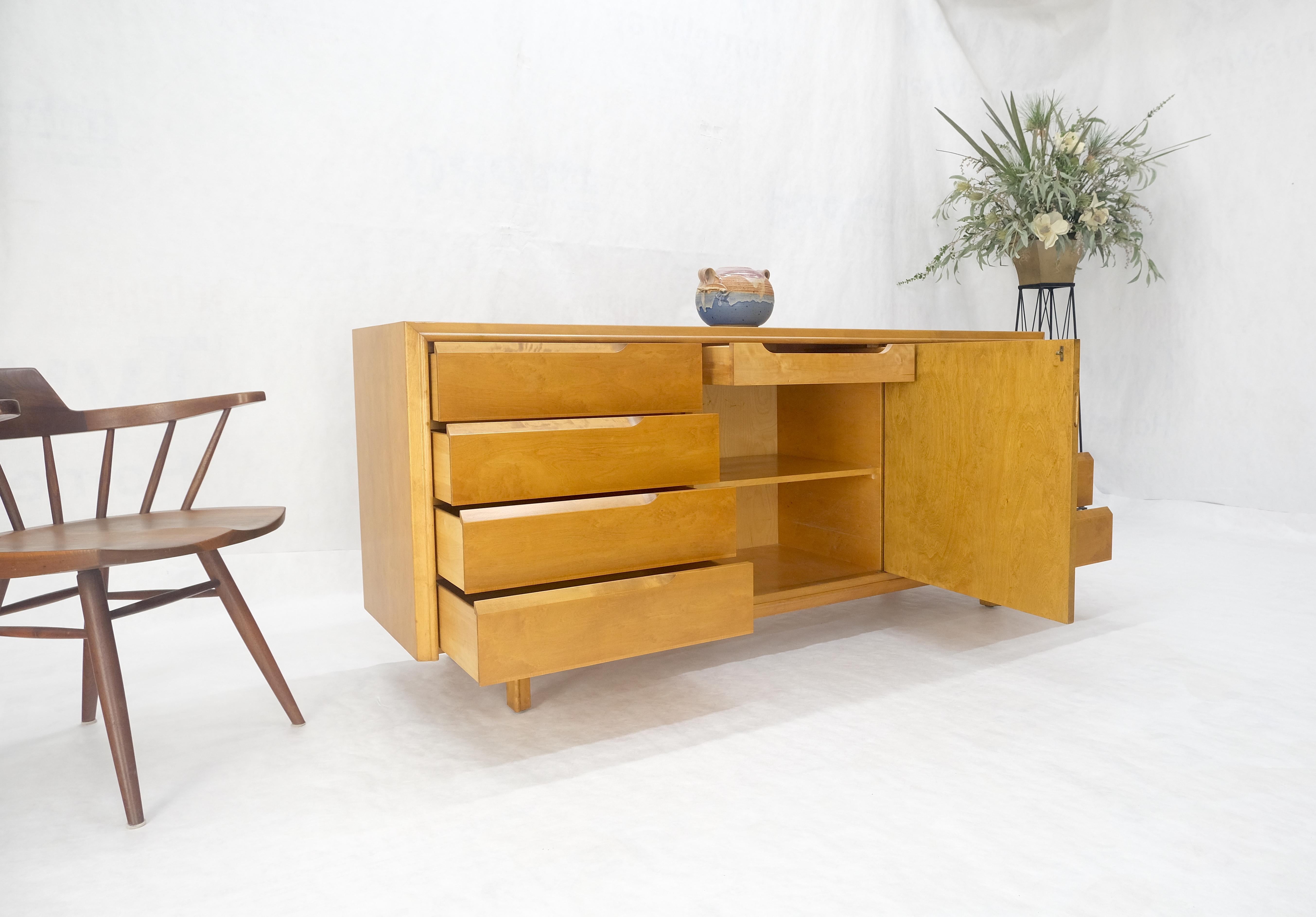 Edmond Spence 9 Cajones Abedul Rubio Sueco Mid Century Modern Dresser Credenza en venta 5