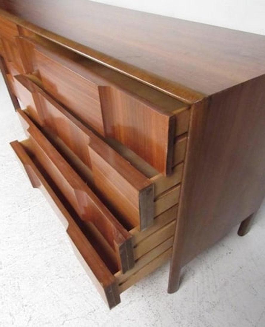 Mid-Century Modern Edmond Spence Bedroom Dresser For Sale