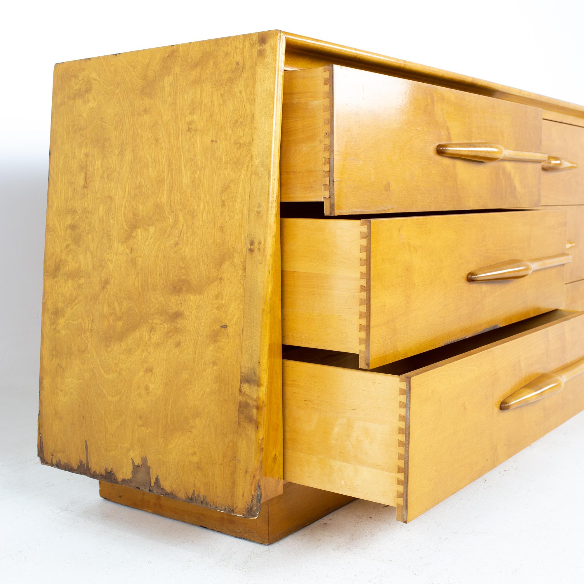 Suédois Edmond Spence Mid Century Maple 6 Drawer Lowboy Dresser en vente