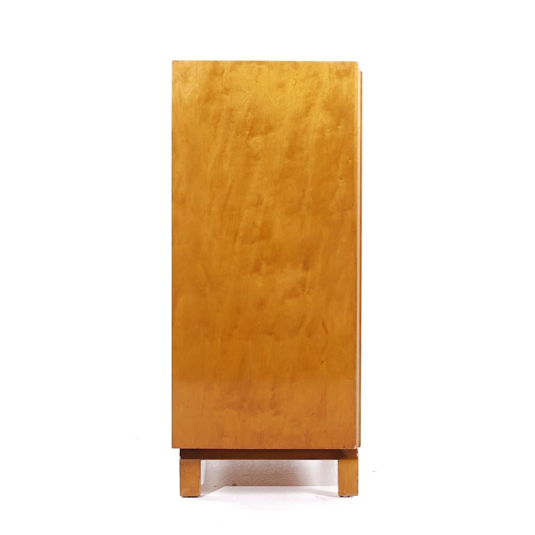 Edmond Spence Mid Century Schwedische Birke Highboy Kommode im Zustand „Gut“ im Angebot in Countryside, IL