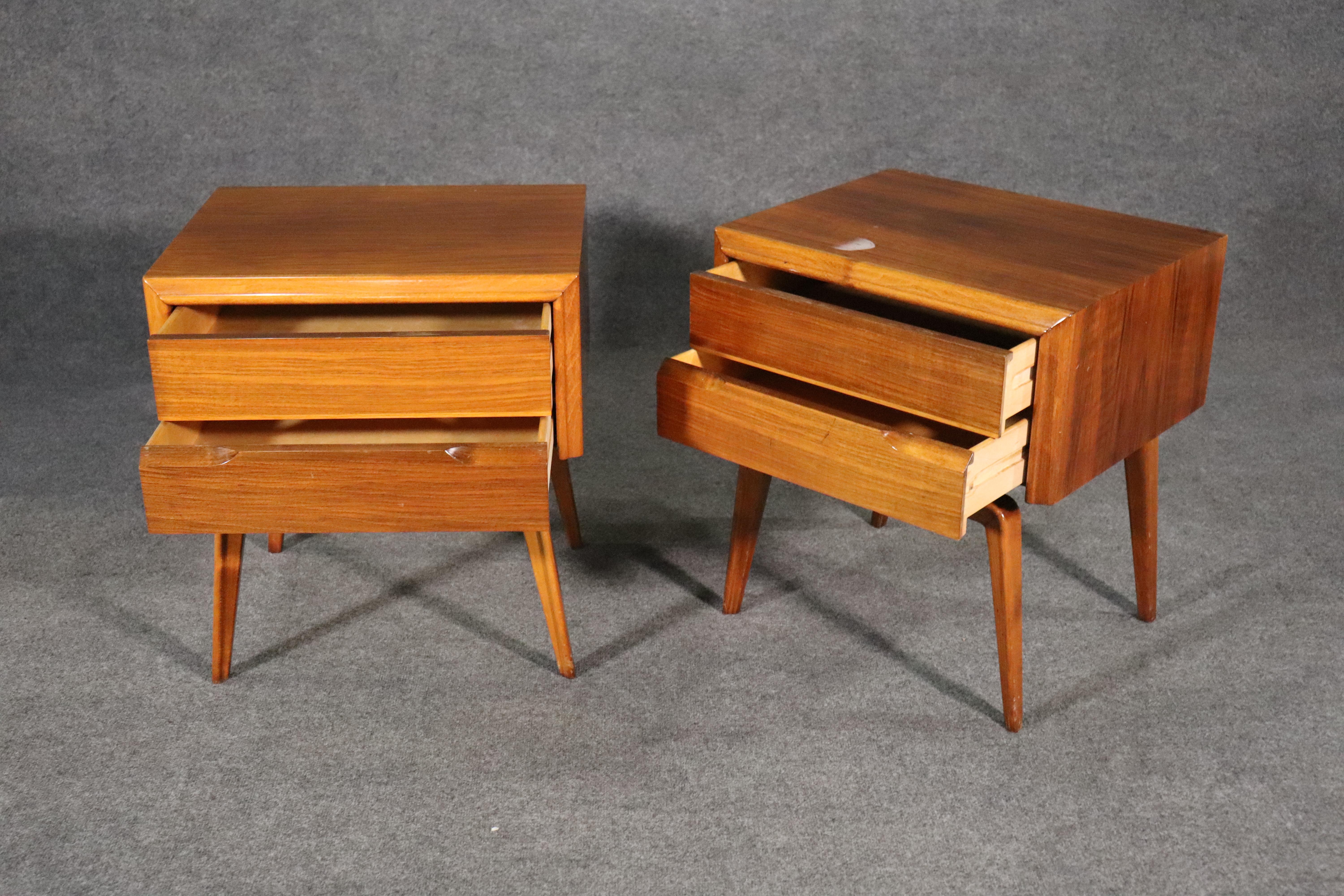 Edmond Spence Set (headboard, chest, dresser, tables) For Sale 8